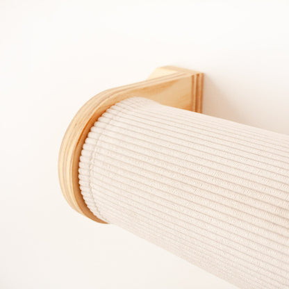 Cama de pared para gatos Rulo CLEO funda pana blanca