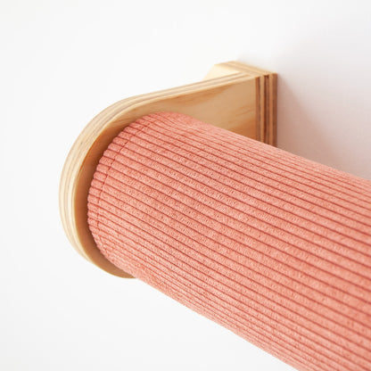 Cama de pared para gatos Rulo CLEO funda pana coral