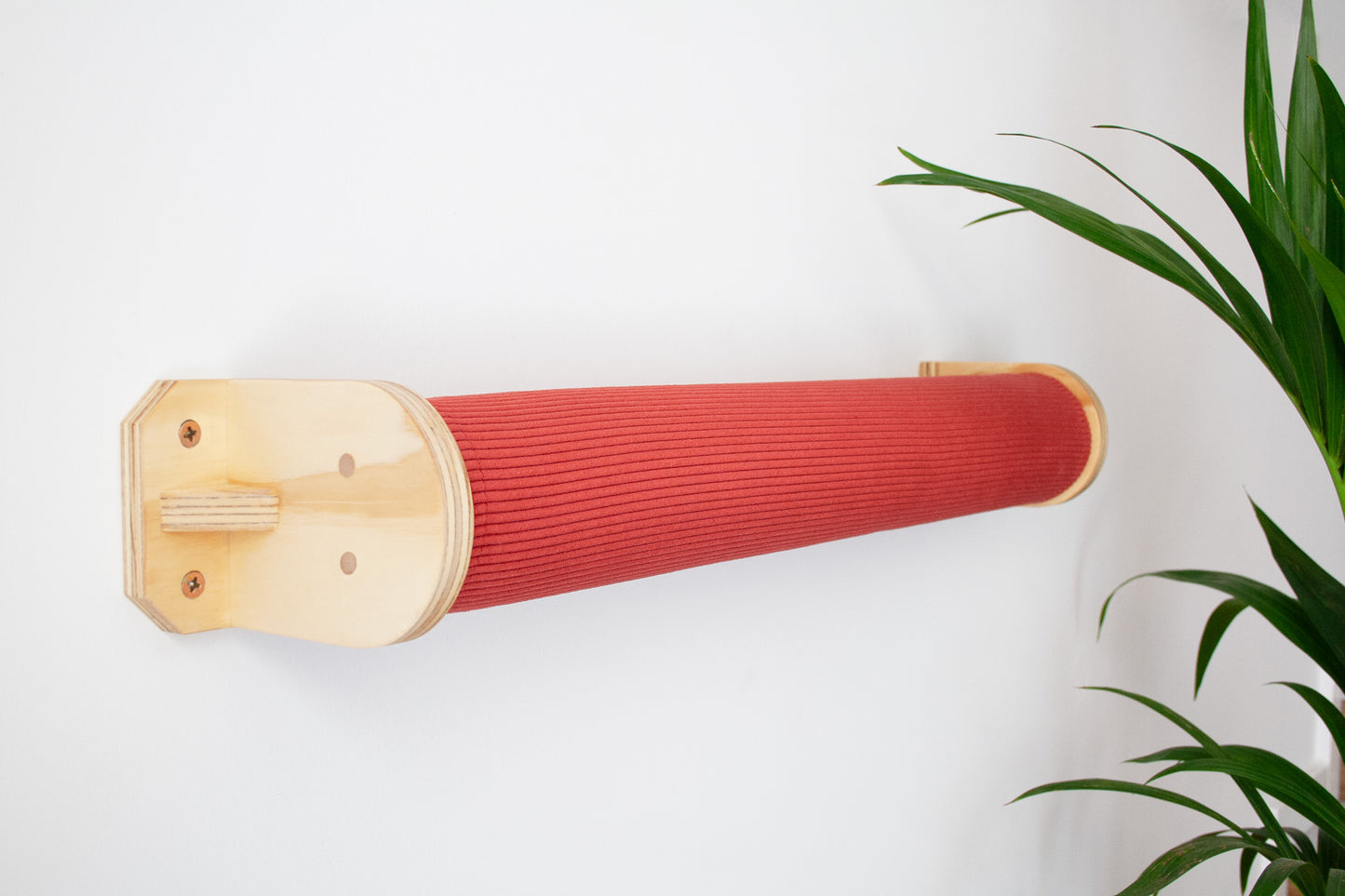 Cama de pared para gatos Rulo CLEO funda pana roja